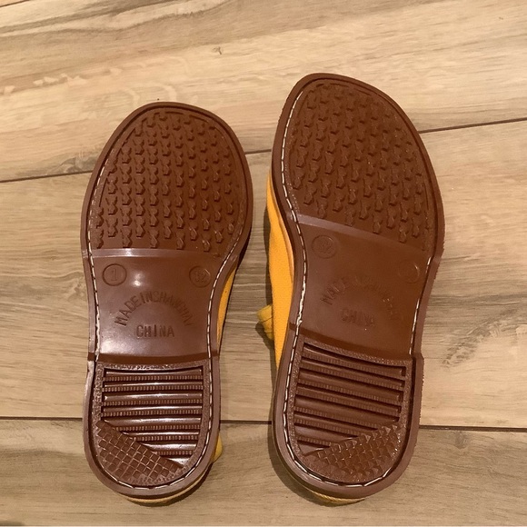 NWOT cotton Mary Jane shoes (Sesame Street) - Picture 4 of 8